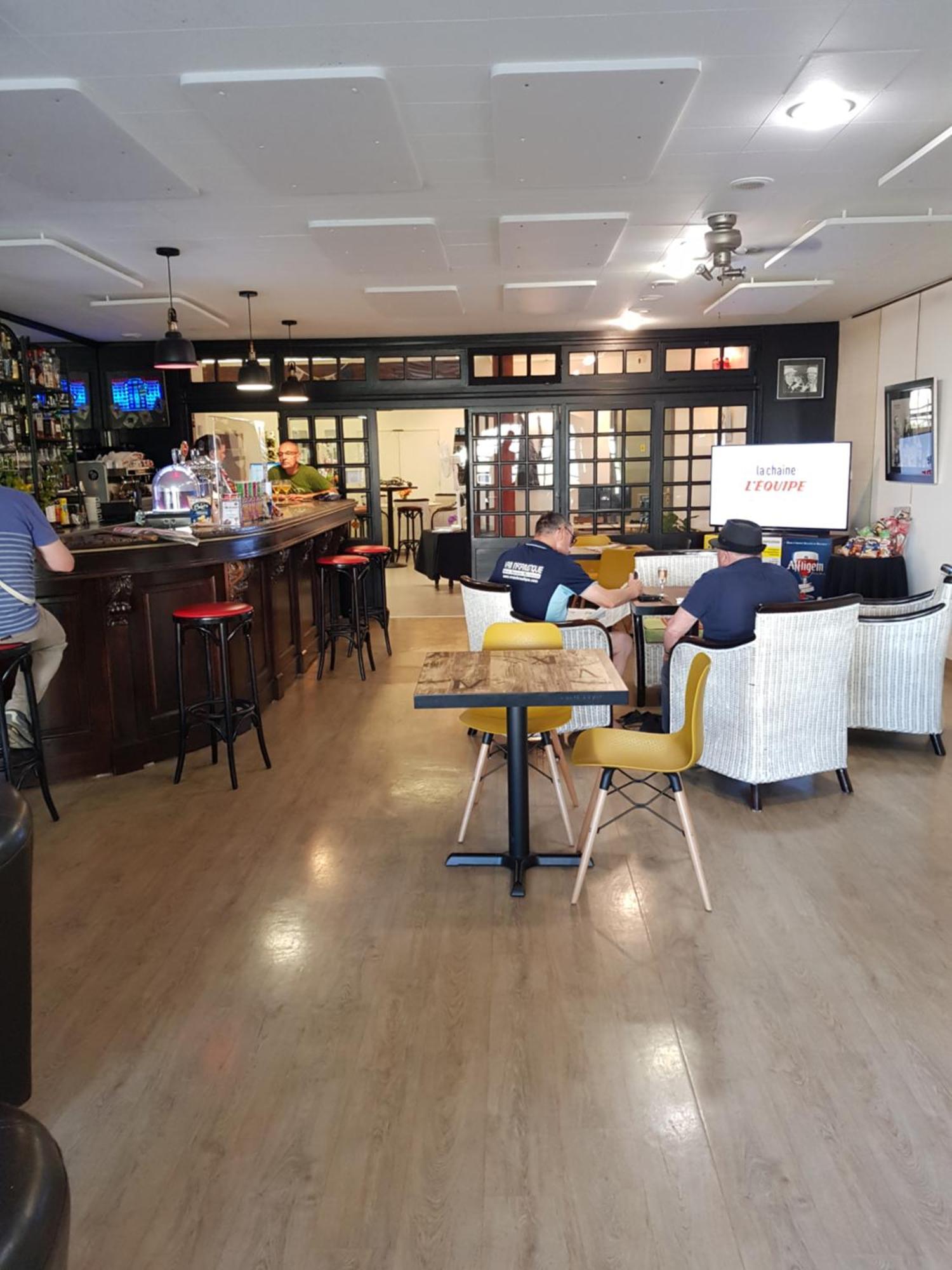 Brit Hotel Essentiel Pontivy Robic Luaran gambar