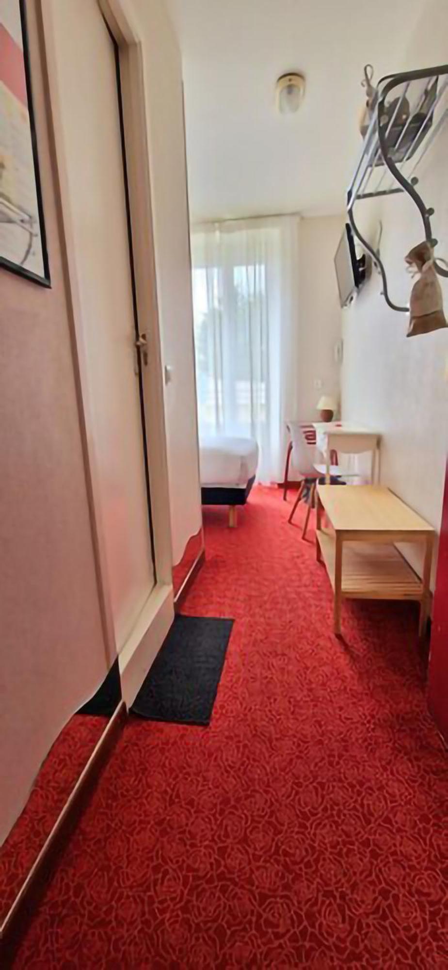 Brit Hotel Essentiel Pontivy Robic Luaran gambar