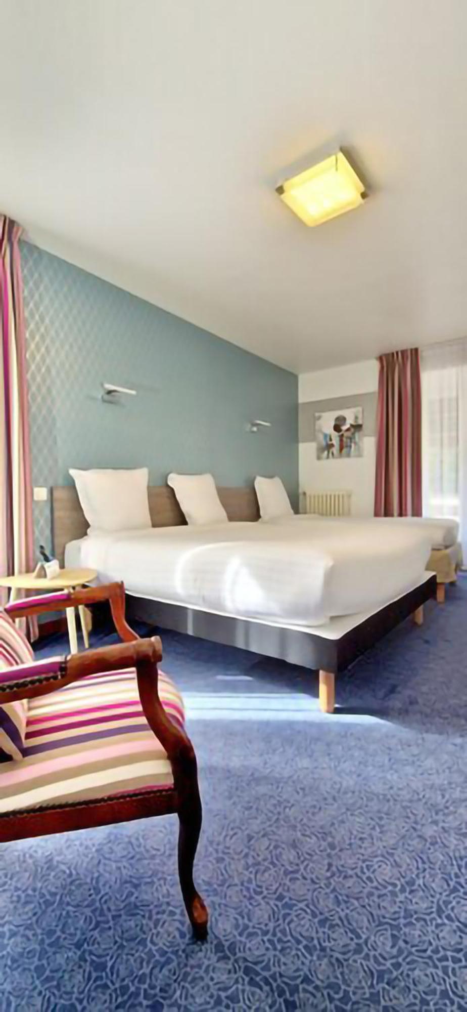 Brit Hotel Essentiel Pontivy Robic Luaran gambar