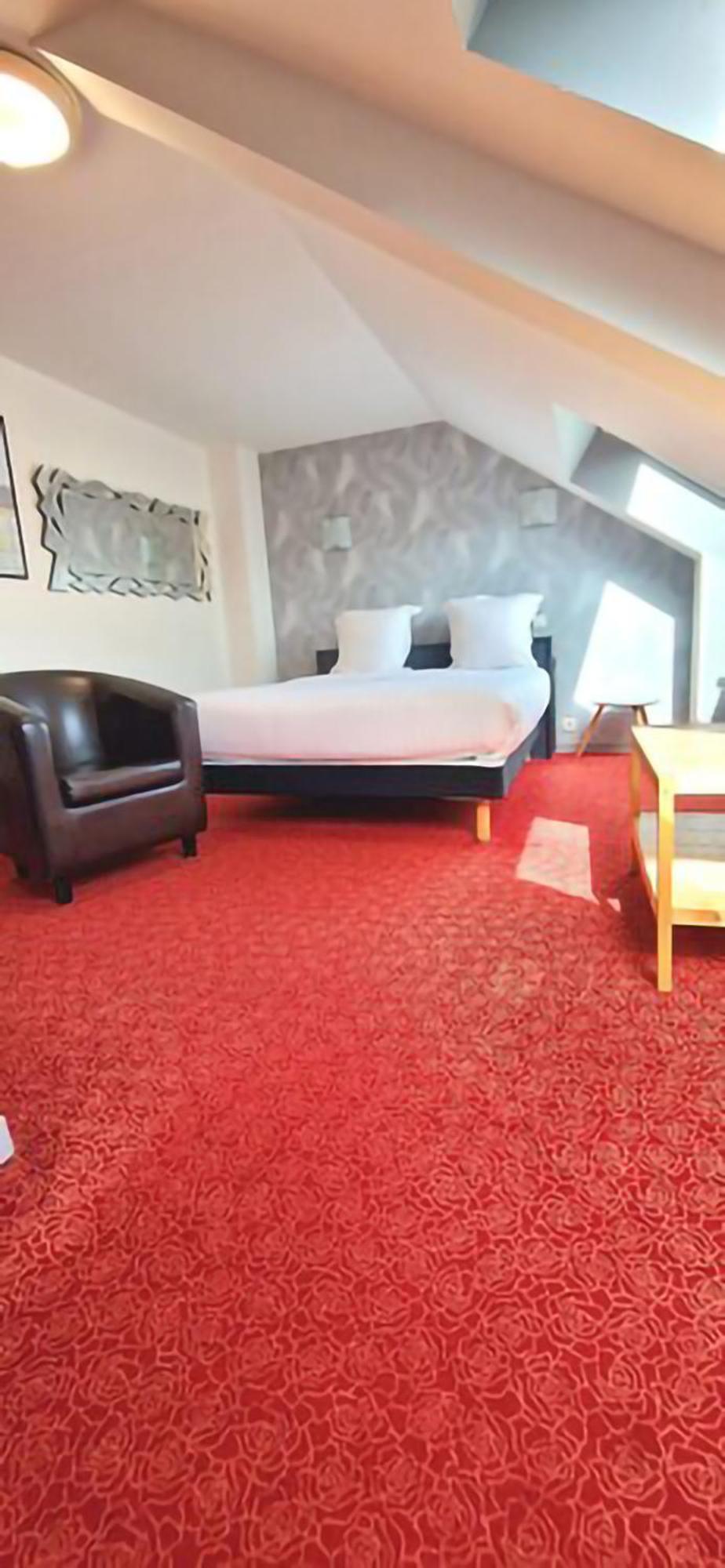 Brit Hotel Essentiel Pontivy Robic Luaran gambar