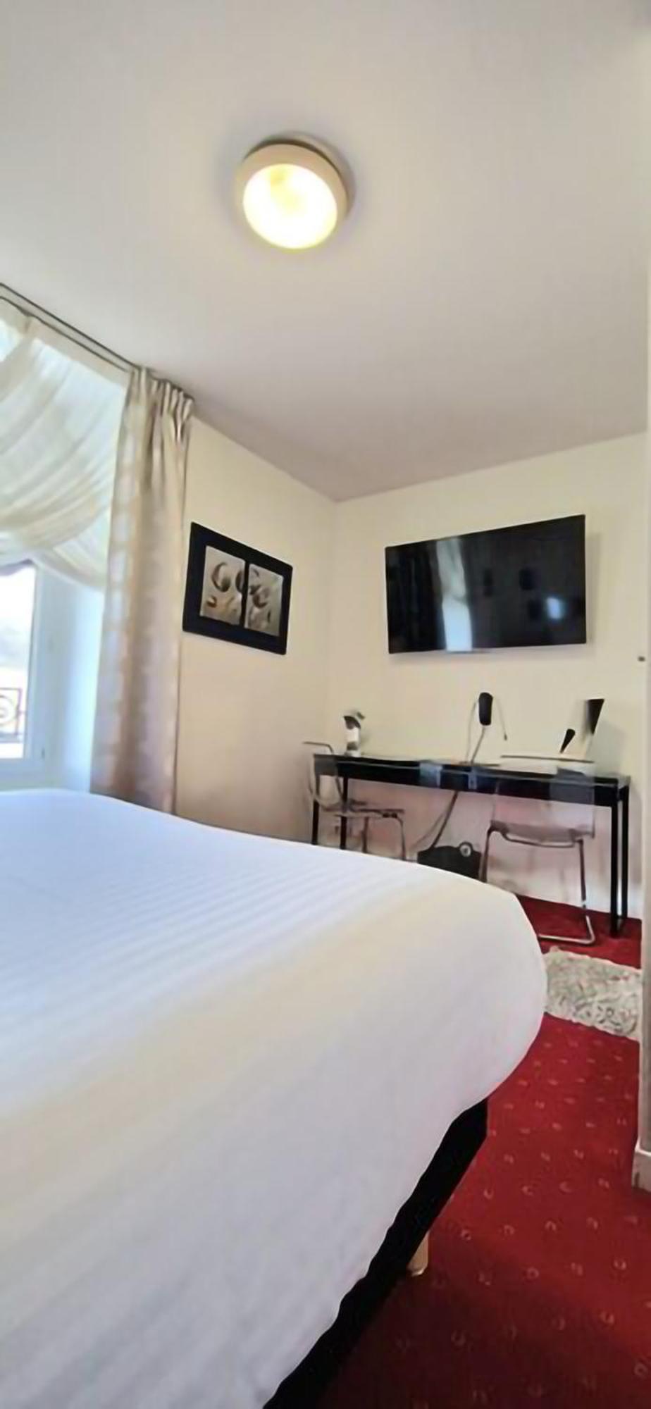 Brit Hotel Essentiel Pontivy Robic Luaran gambar
