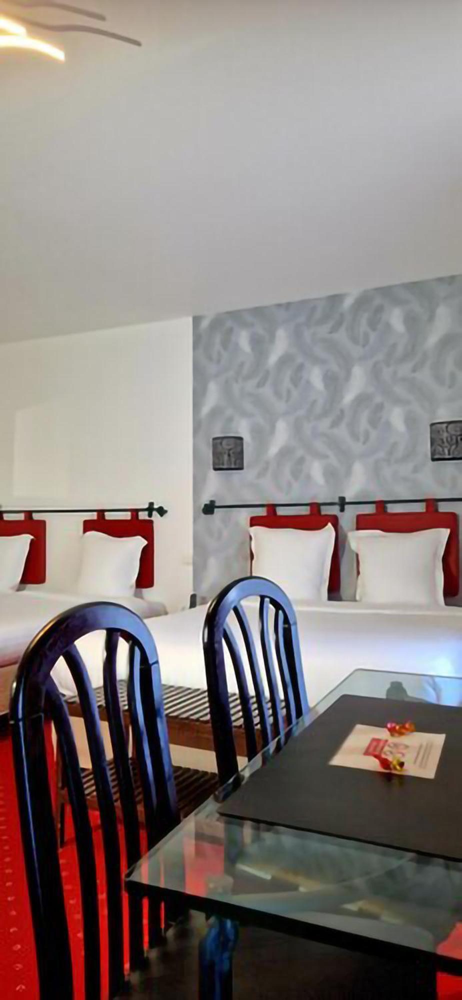 Brit Hotel Essentiel Pontivy Robic Luaran gambar
