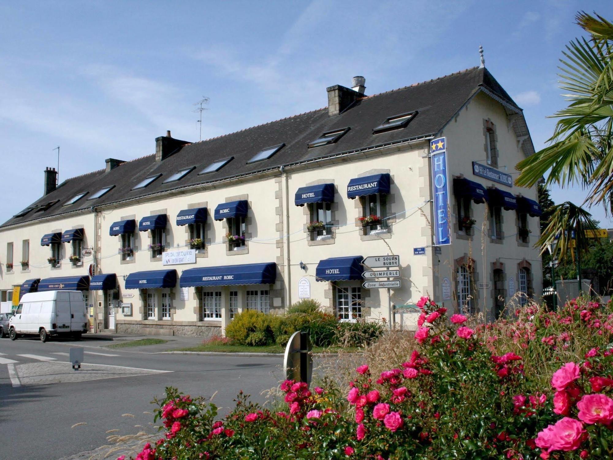 Brit Hotel Essentiel Pontivy Robic Luaran gambar
